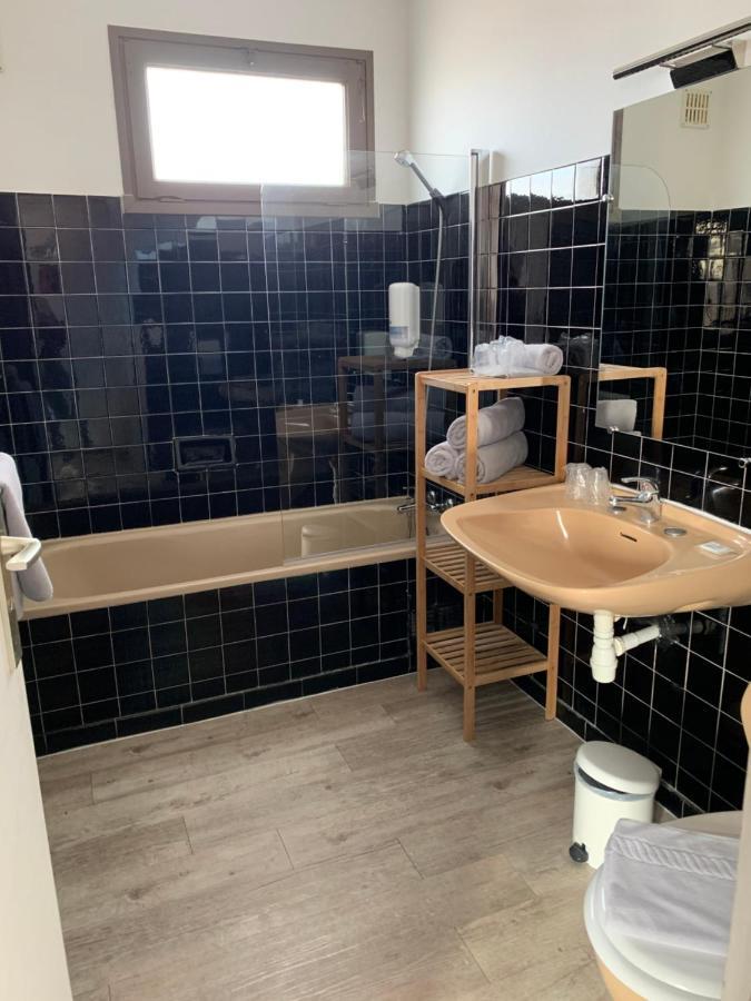 Hotel Le Canetois Εξωτερικό φωτογραφία