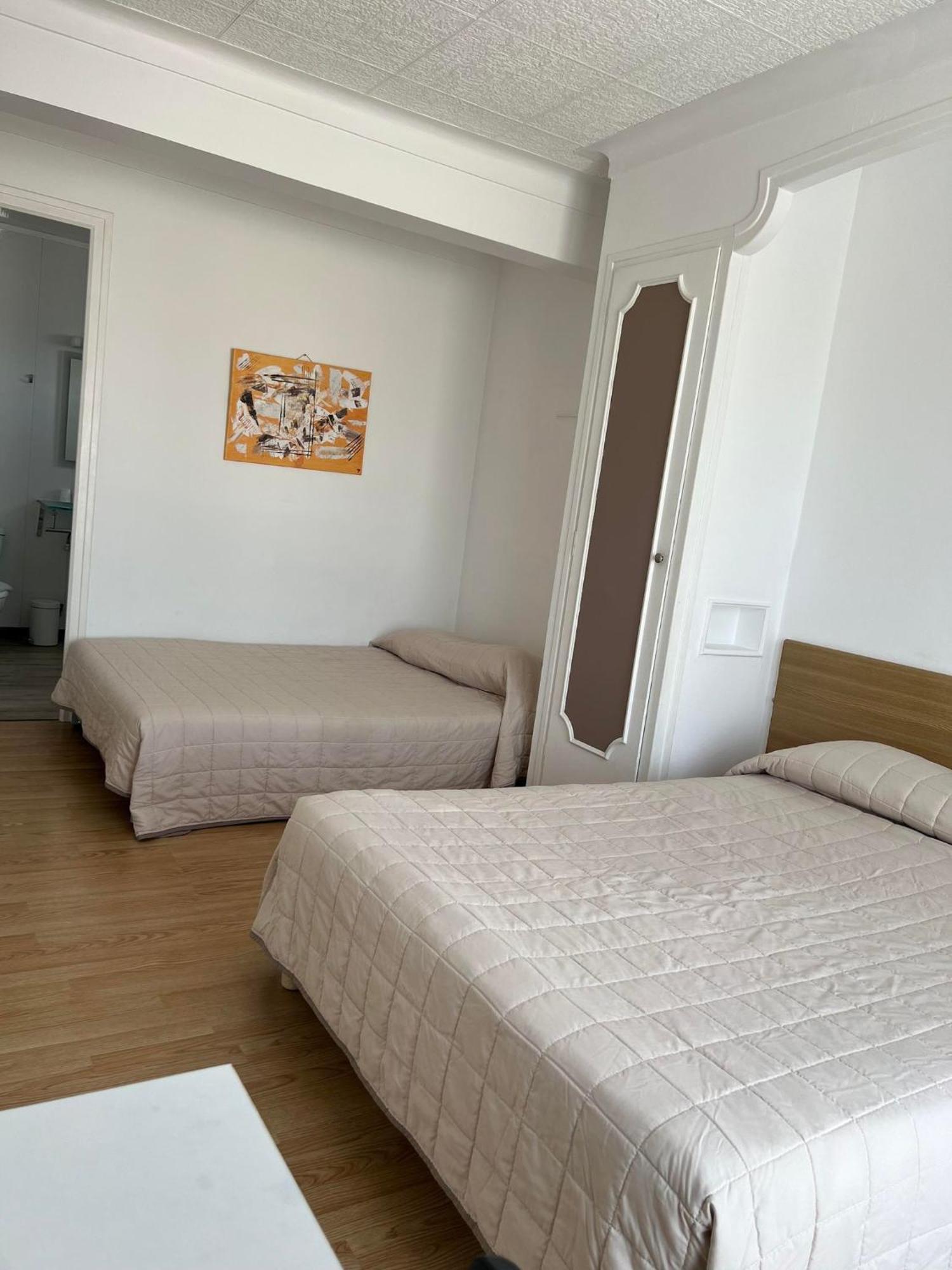 Hotel Le Canetois Εξωτερικό φωτογραφία